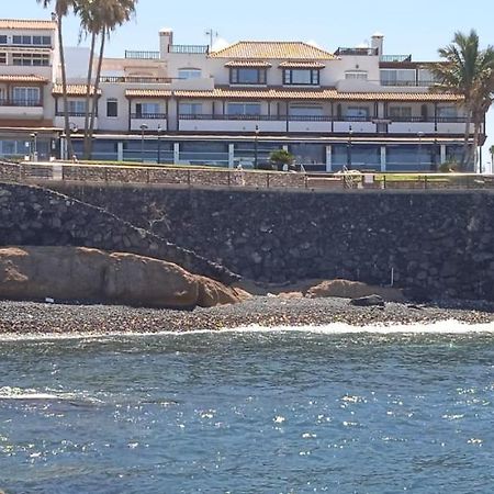 אדחה Spacious Apartment Just Few Steps Of The Ocean In La Caleta מראה חיצוני תמונה