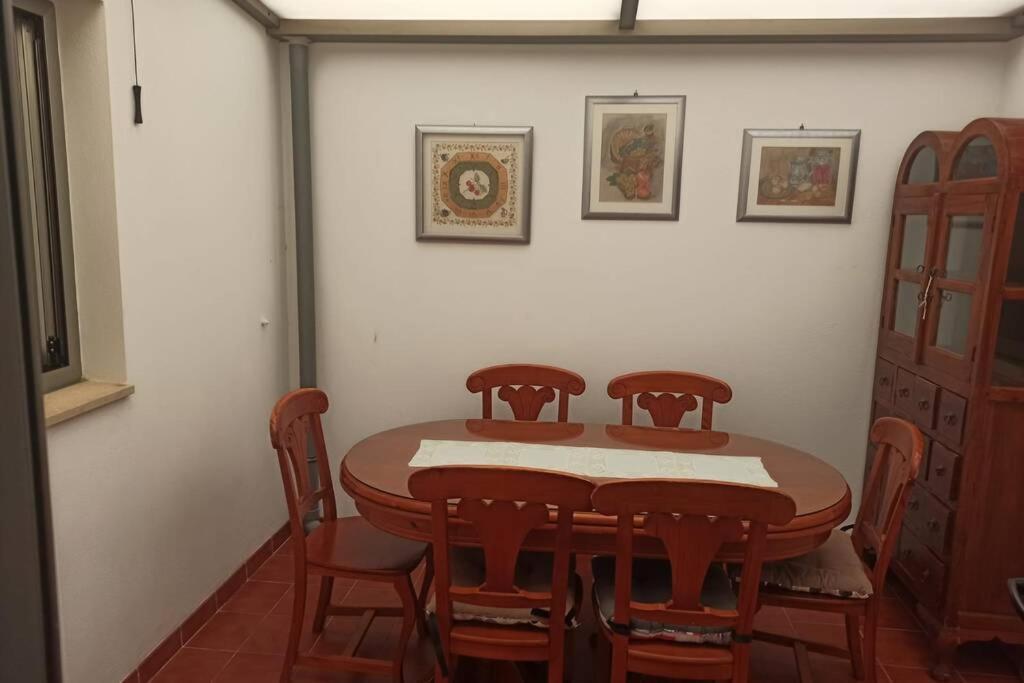 אדחה Spacious Apartment Just Few Steps Of The Ocean In La Caleta מראה חיצוני תמונה