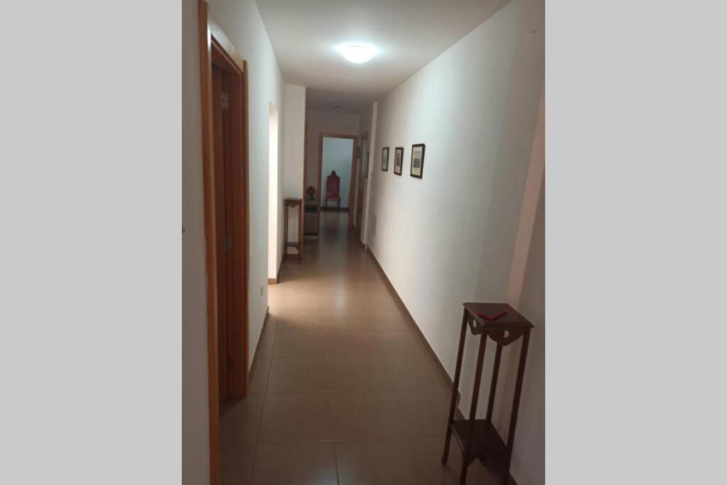 אדחה Spacious Apartment Just Few Steps Of The Ocean In La Caleta מראה חיצוני תמונה