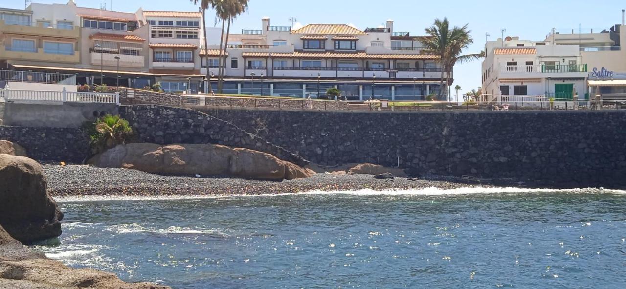 אדחה Spacious Apartment Just Few Steps Of The Ocean In La Caleta מראה חיצוני תמונה