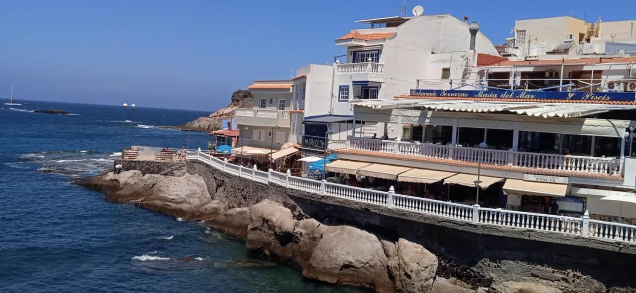 אדחה Spacious Apartment Just Few Steps Of The Ocean In La Caleta מראה חיצוני תמונה
